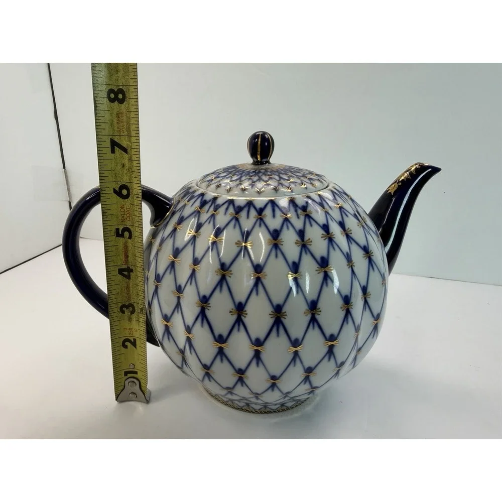 Lomonosov Porcelain Large Cobalt Blue Net Teapot Gold‎ 7 1/8